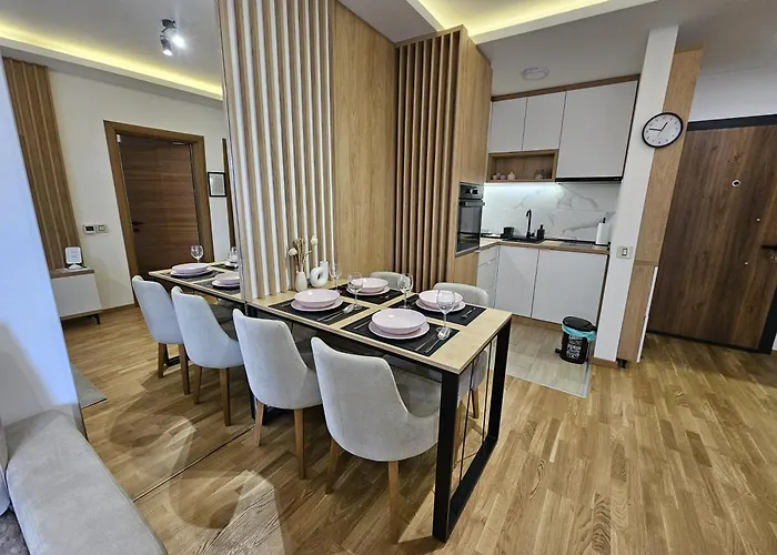 Univer ズラティボール